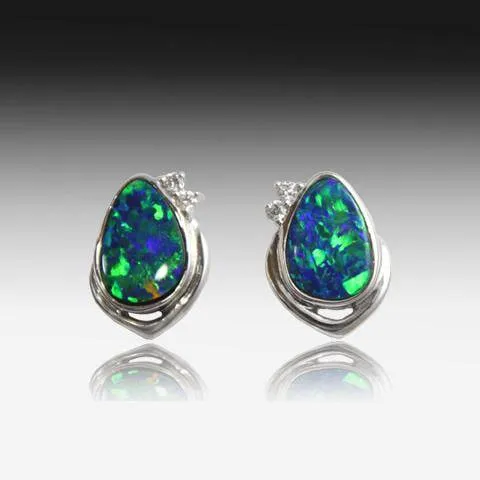 14kt White Gold Opal earrings