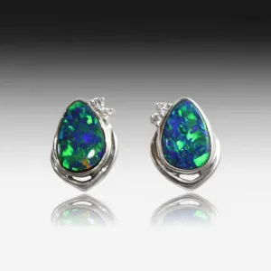 14kt White Gold Opal earrings