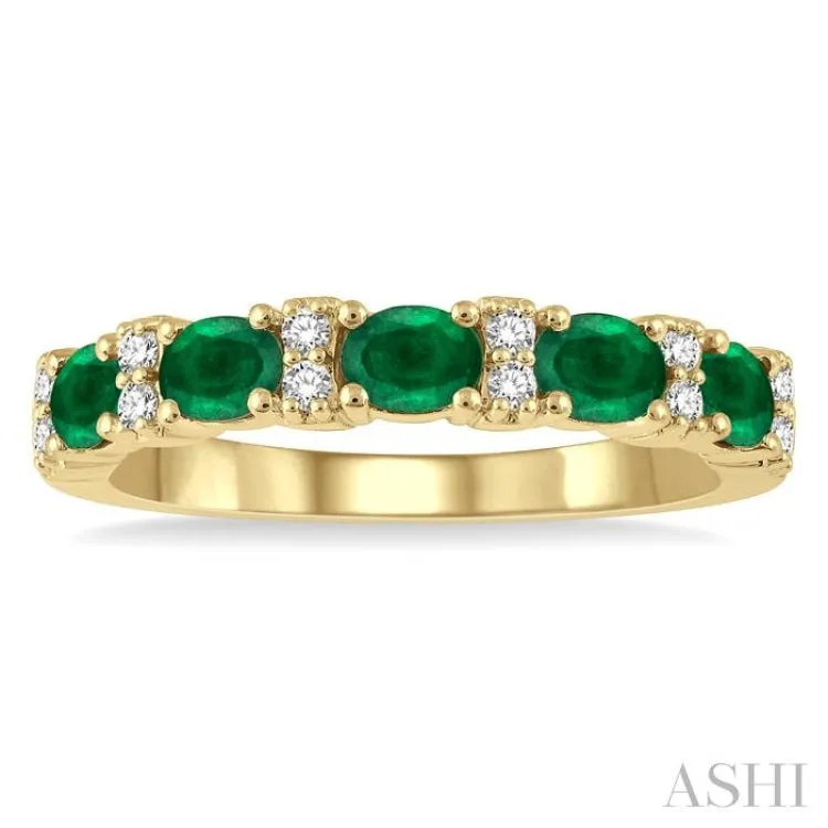 4x3 MM Oval Shape Emerald and 1/6 ctw Round Cut Diamond Precious Band in 14K Yellow Gold