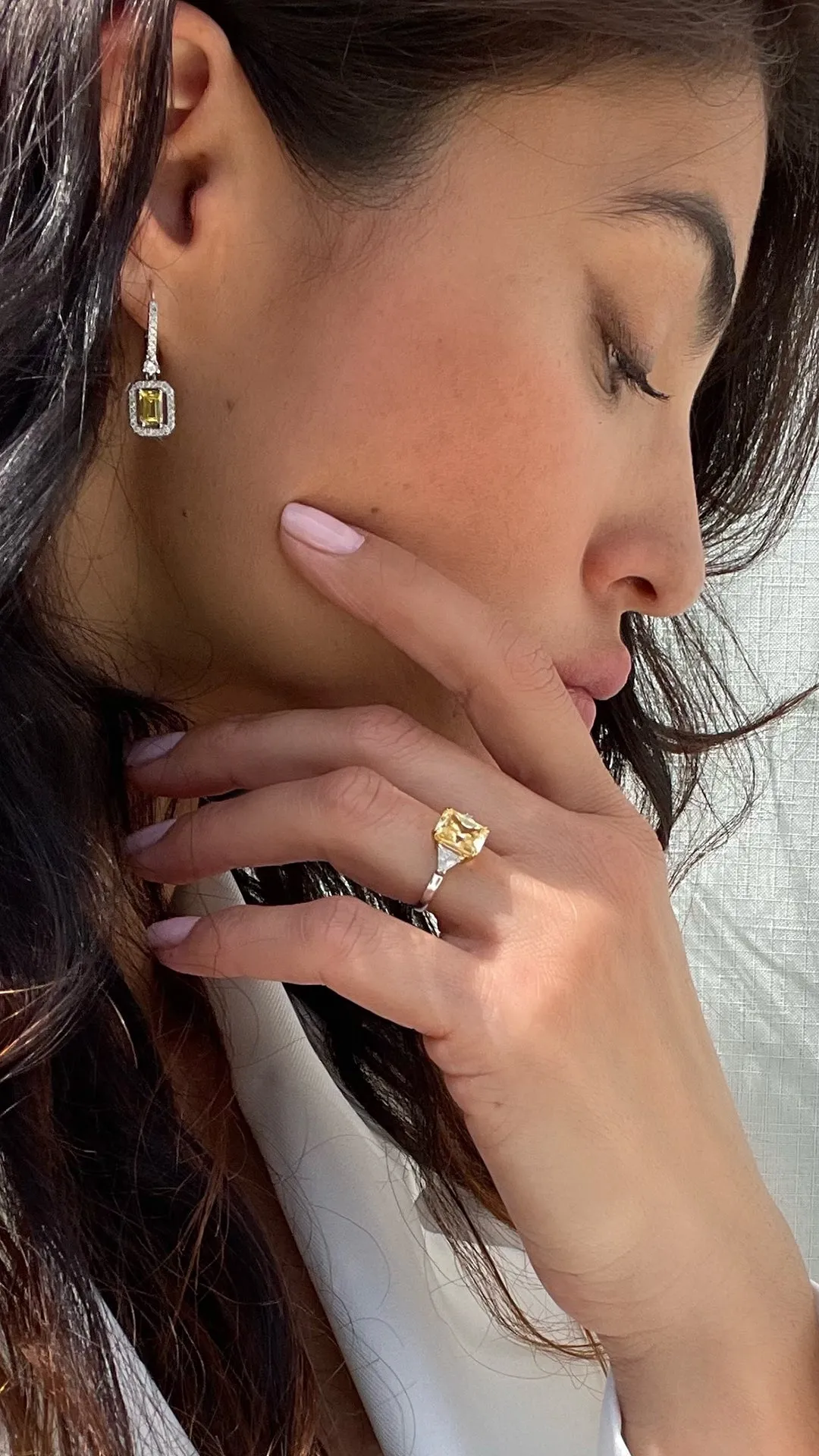 Alma Canary Radiant Ring 9K White Gold