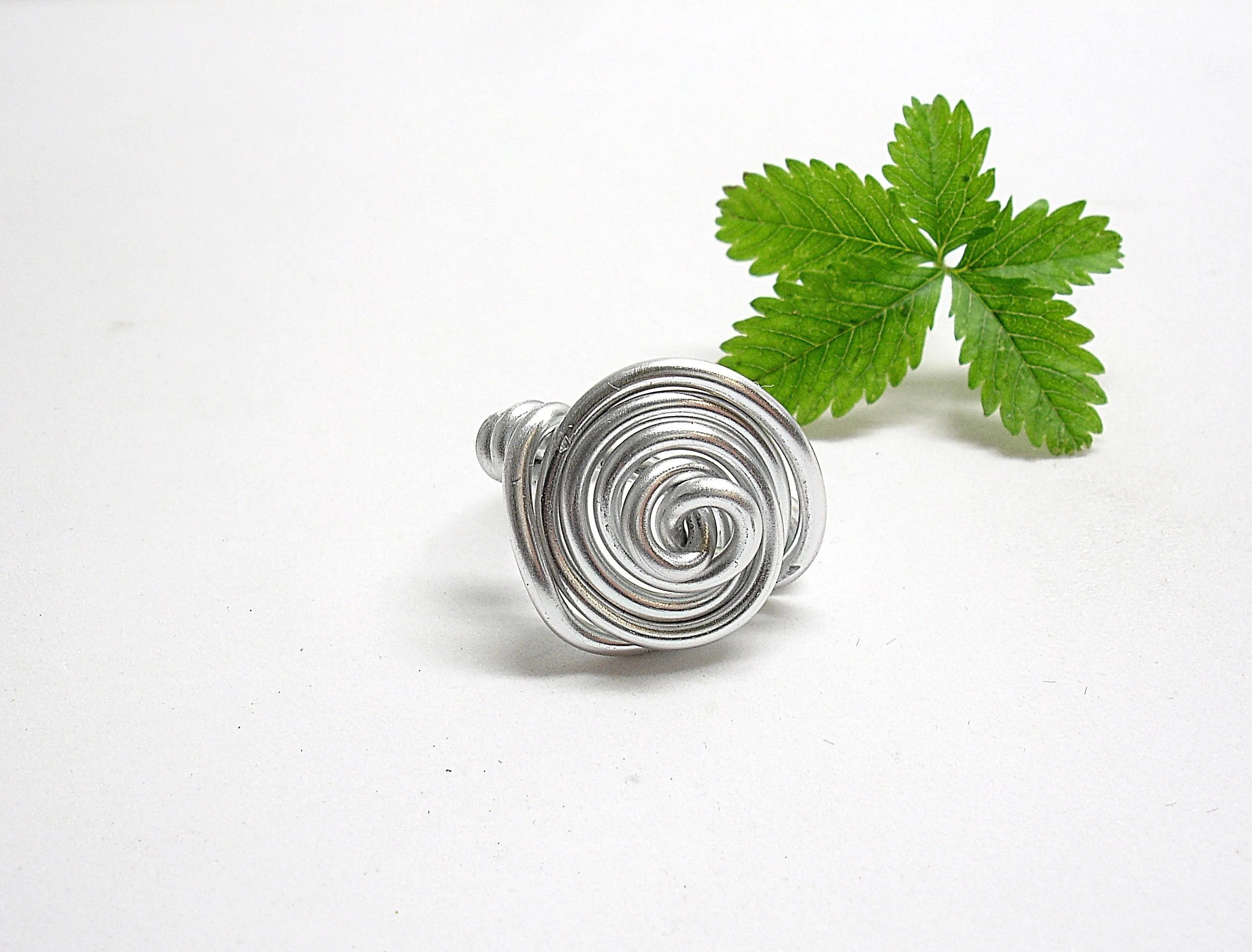 Aluminium chunky ring for women. Wire wrapped statement ring. Aluminum contemporary jewelry. Spiral ring