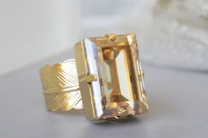 CHAMPAGNE COCKTAIL RING
