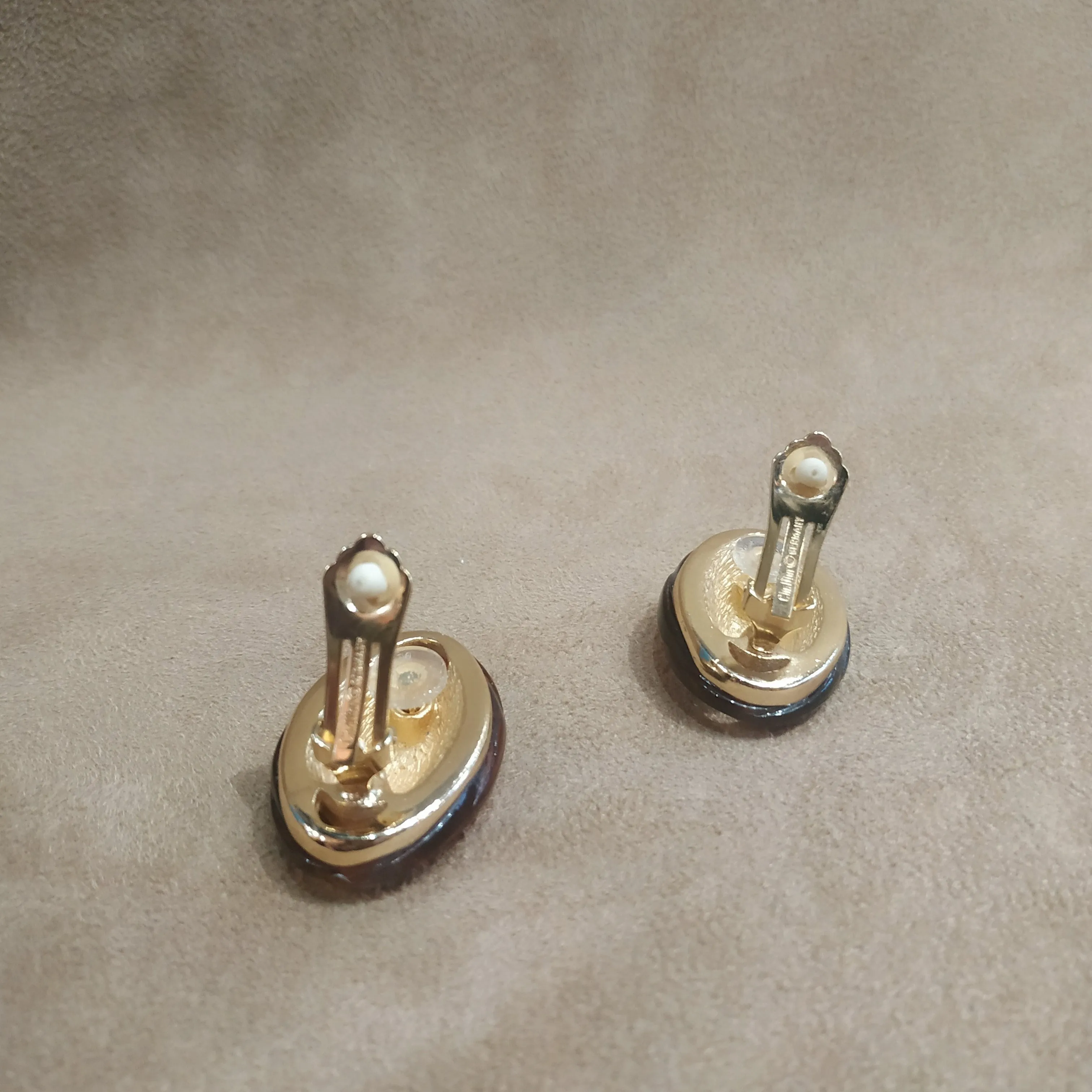 Dior Gold tortoiseshell acrylic  Oval vintage earrings