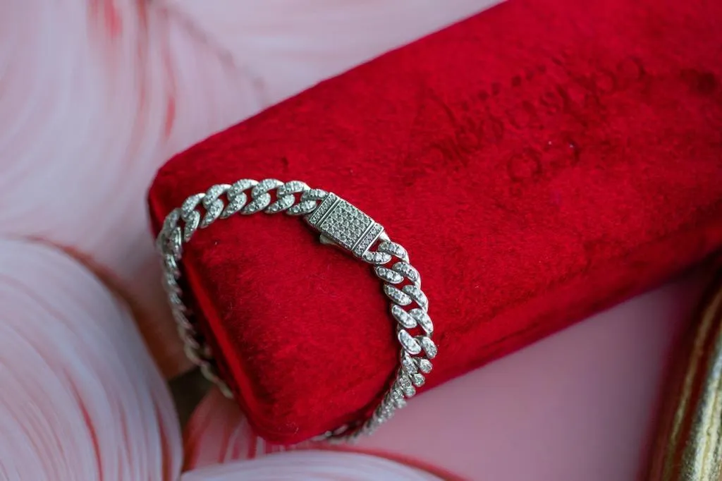 Frosted Cuban Link Moissanite .925 Sterling Silver Bracelet