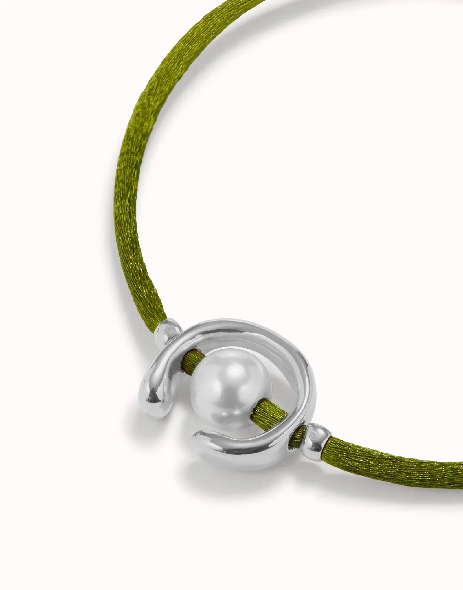 Gold Dark Green Thread Bracelet
