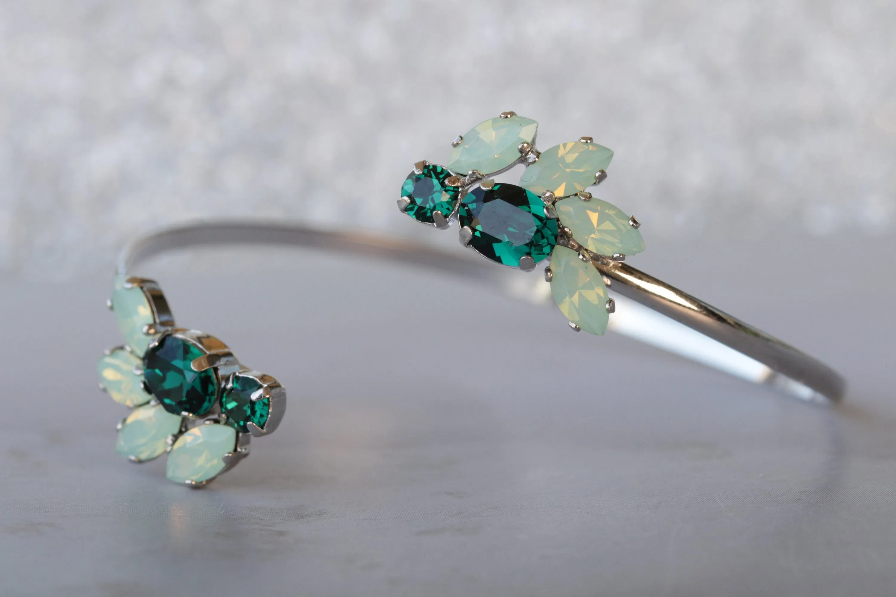 MINT EMERALD BRACELET