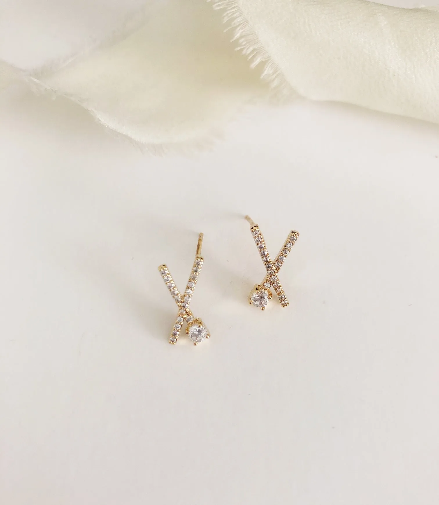 Ophelia Modern Diamond Stud Wedding Earrings