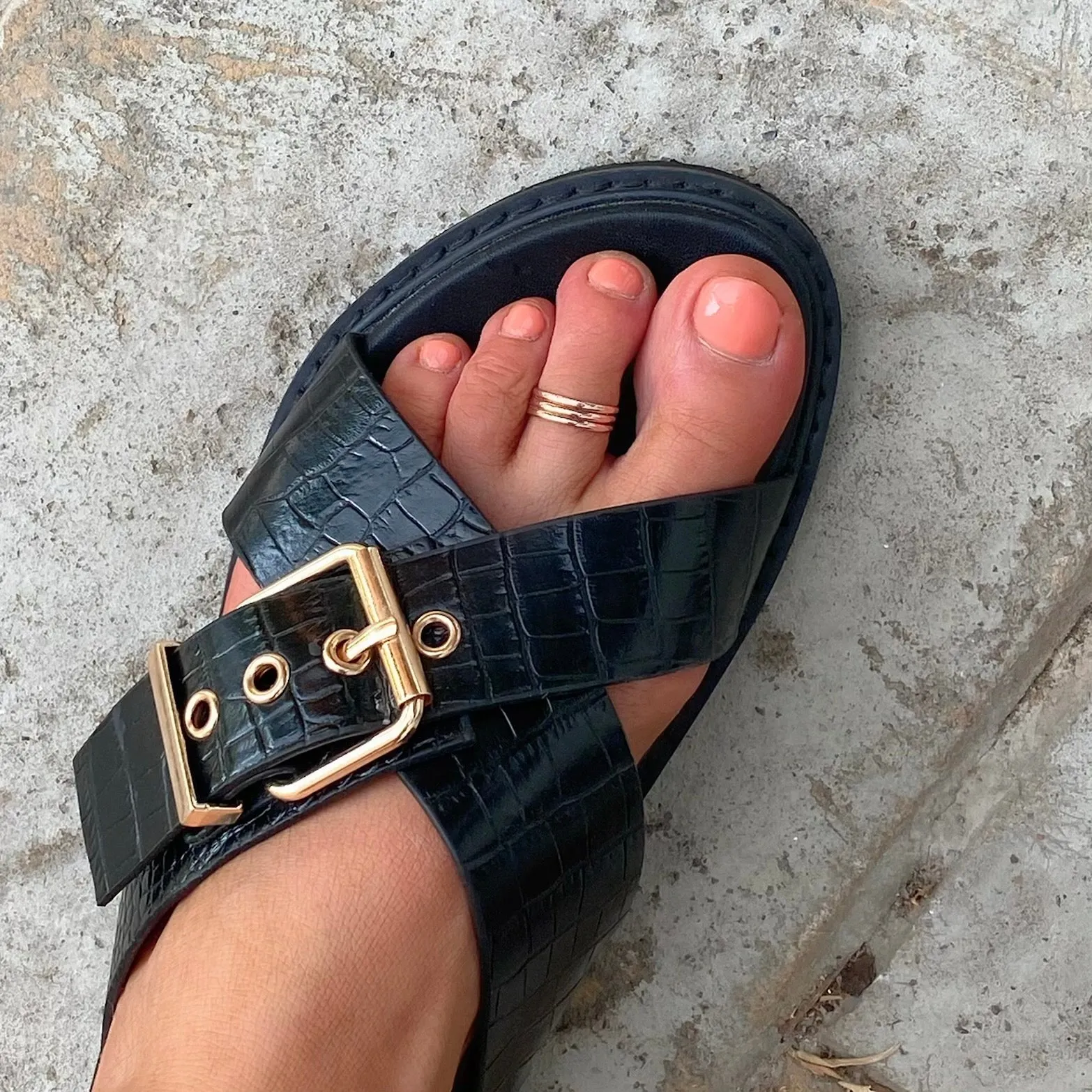 Three Band Gold Toe Ring