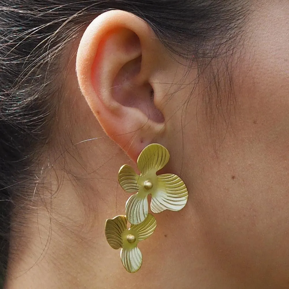 Viola Gold Large Stud Earrings